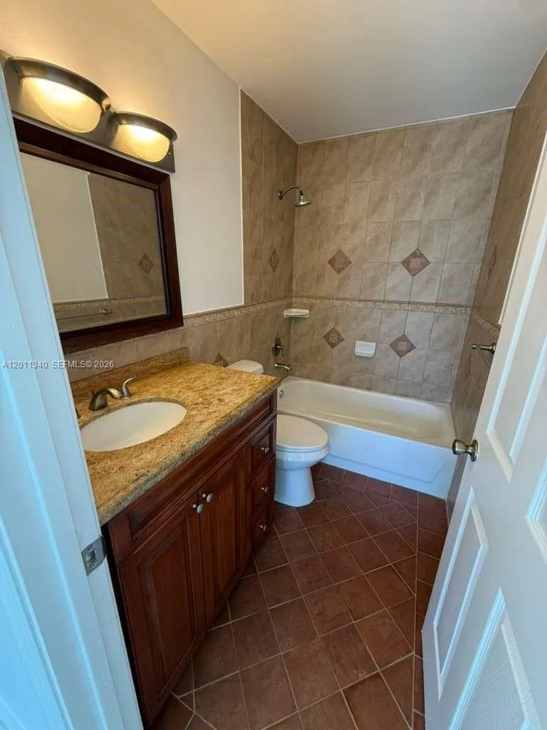 9130 Nw 193rd St 9130, Hialeah, Florida 33018, Hialeah, Florida 33018, 3 Bedrooms Bedrooms, ,2 BathroomsBathrooms,Residential Lease,For Rent,9130 Nw 193rd St 9130, Hialeah, Florida 33018,A12011340