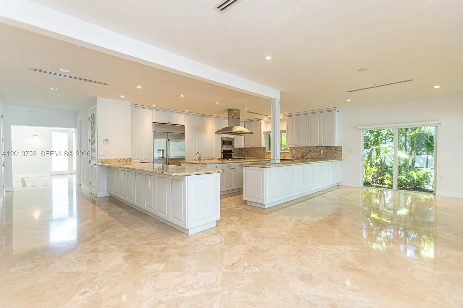 425 N Shore Dr, Miami Beach, Florida 33141, Miami Beach, Florida 33141, 4 Bedrooms Bedrooms, ,4 BathroomsBathrooms,Residential,For Sale,425 N Shore Dr, Miami Beach, Florida 33141,A12010752