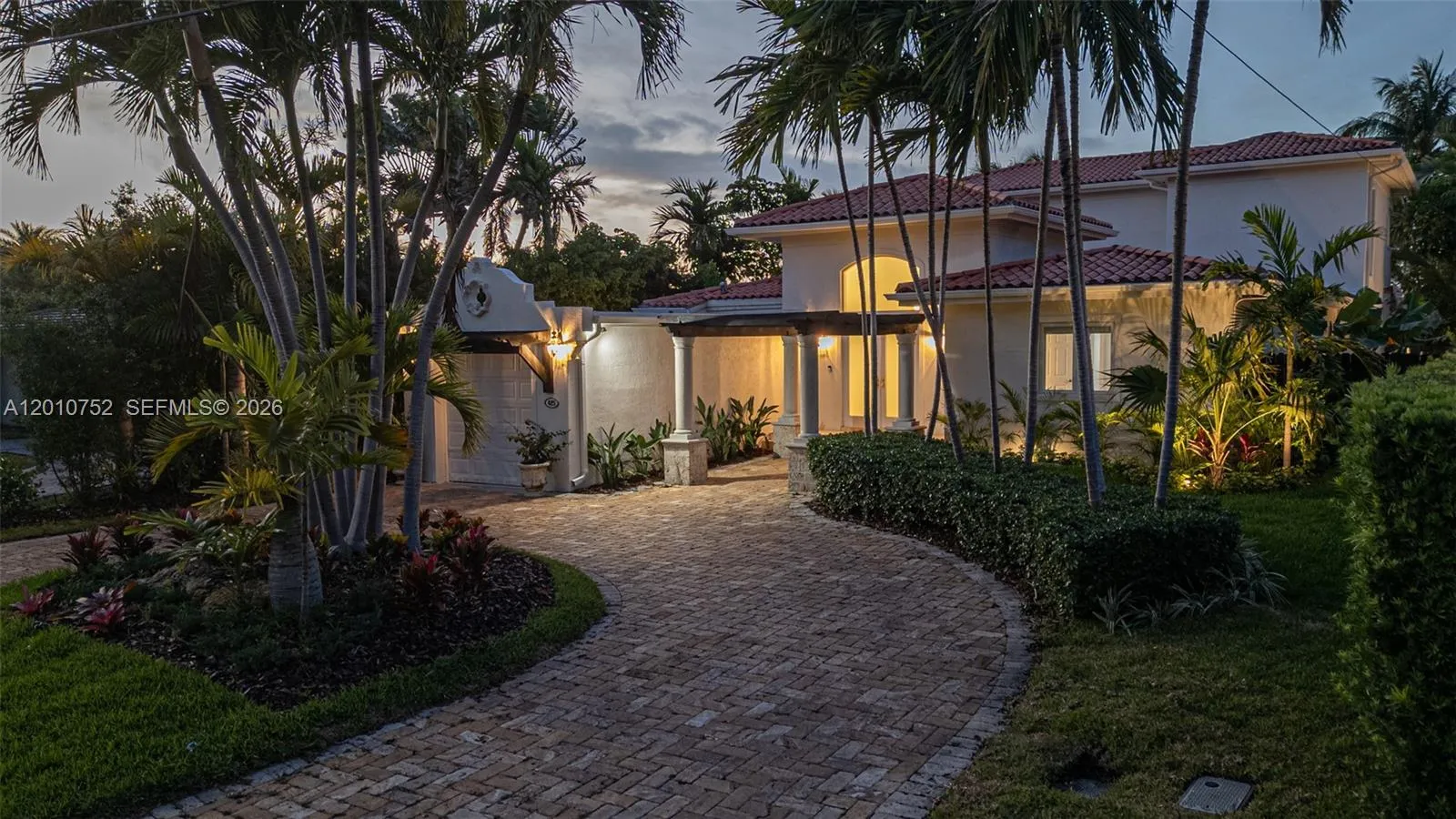 425 N Shore Dr, Miami Beach, Florida 33141, Miami Beach, Florida 33141, 4 Bedrooms Bedrooms, ,4 BathroomsBathrooms,Residential,For Sale,425 N Shore Dr, Miami Beach, Florida 33141,A12010752