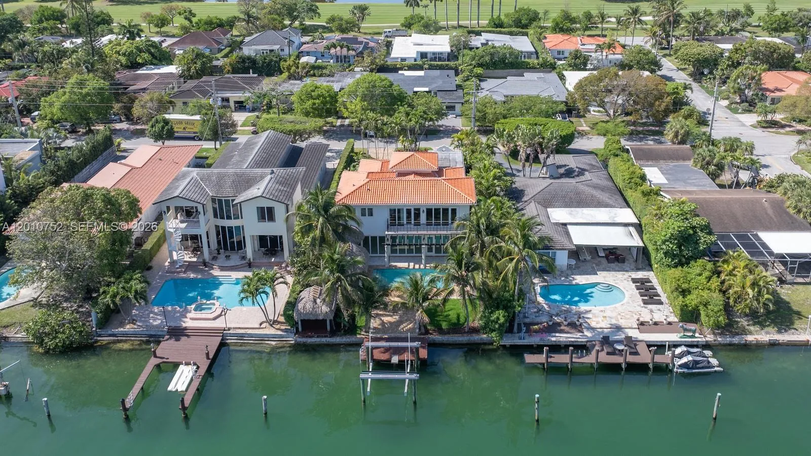 425 N Shore Dr, Miami Beach, Florida 33141, Miami Beach, Florida 33141, 4 Bedrooms Bedrooms, ,4 BathroomsBathrooms,Residential,For Sale,425 N Shore Dr, Miami Beach, Florida 33141,A12010752
