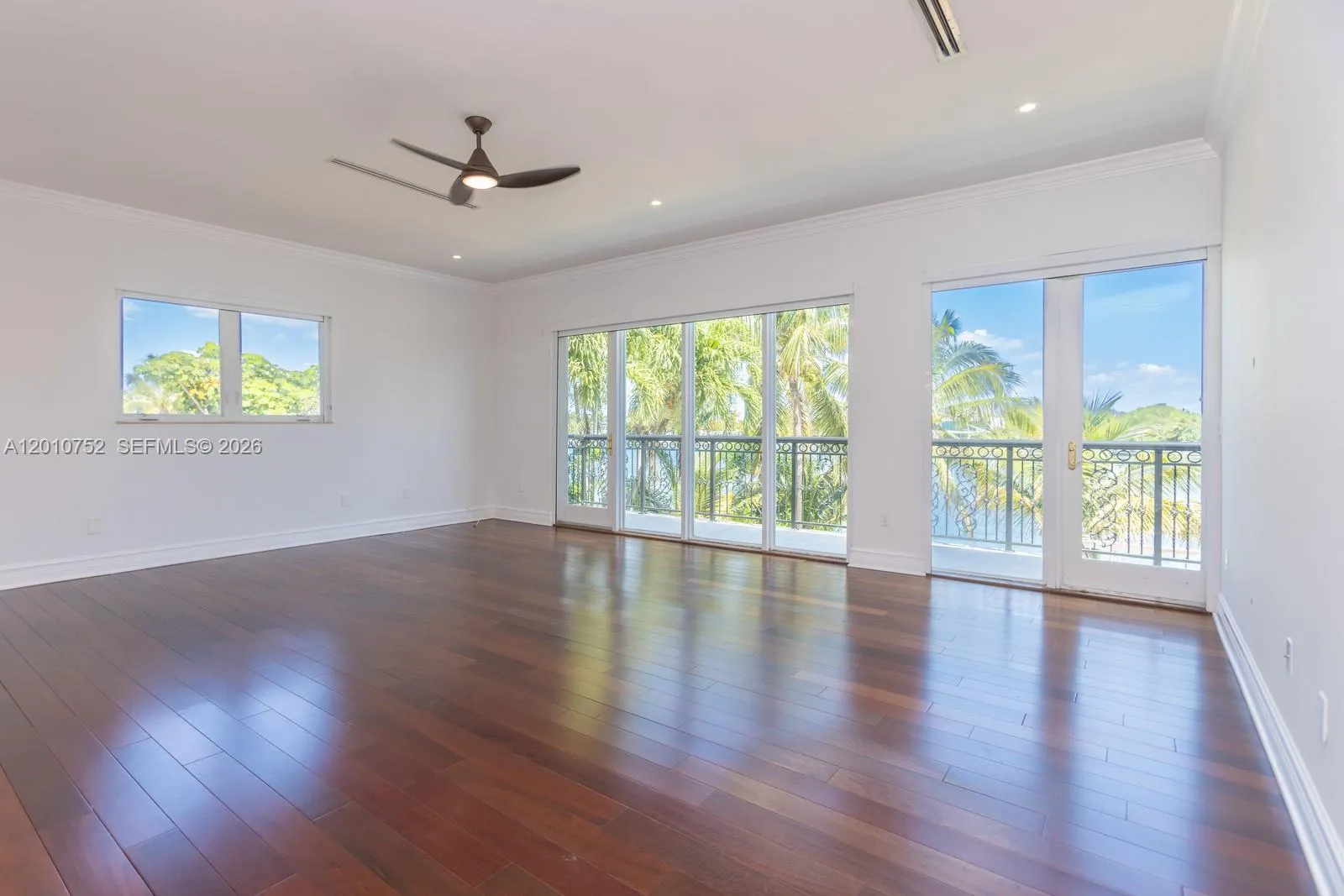 425 N Shore Dr, Miami Beach, Florida 33141, Miami Beach, Florida 33141, 4 Bedrooms Bedrooms, ,4 BathroomsBathrooms,Residential,For Sale,425 N Shore Dr, Miami Beach, Florida 33141,A12010752