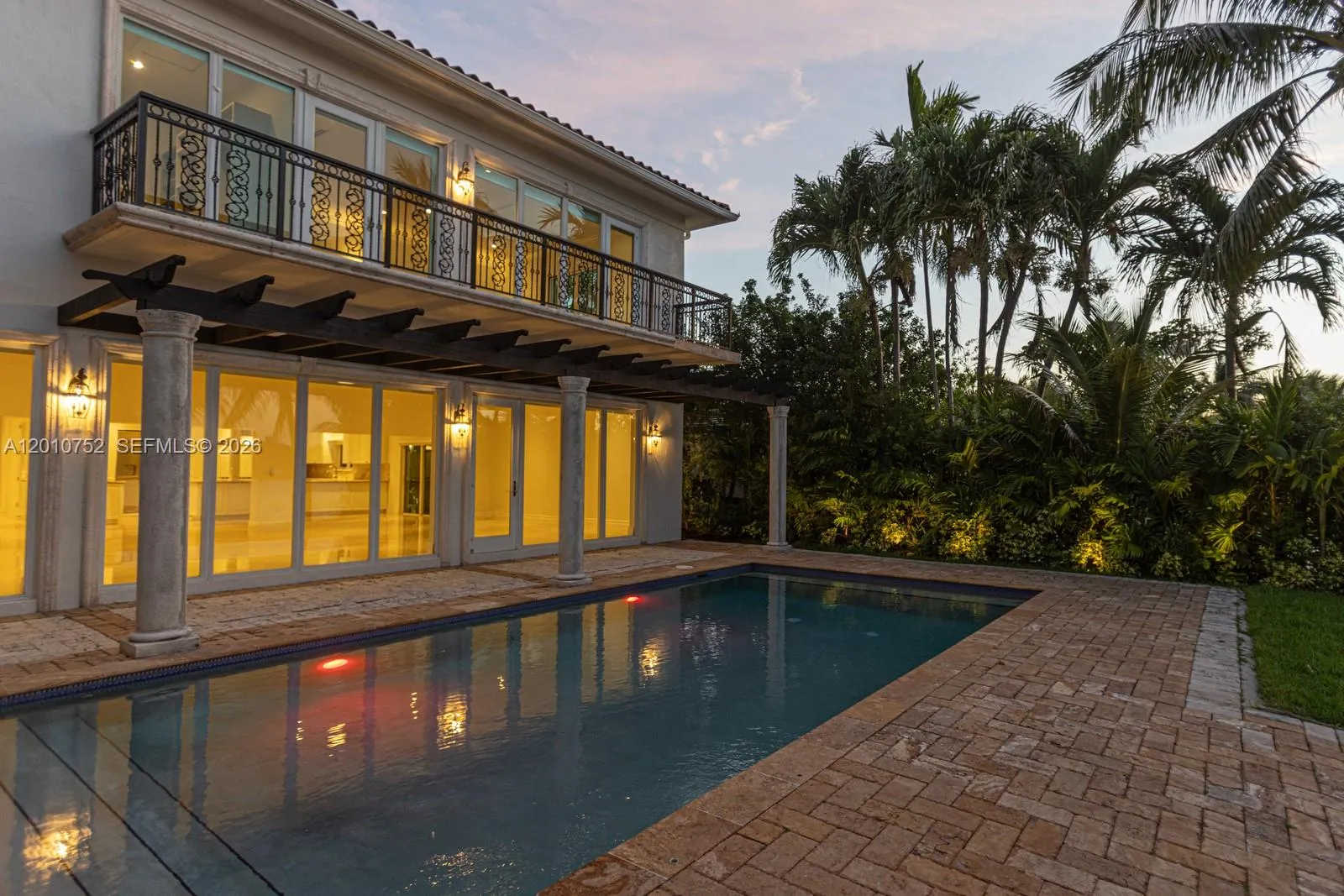 425 N Shore Dr, Miami Beach, Florida 33141, Miami Beach, Florida 33141, 4 Bedrooms Bedrooms, ,4 BathroomsBathrooms,Residential,For Sale,425 N Shore Dr, Miami Beach, Florida 33141,A12010752