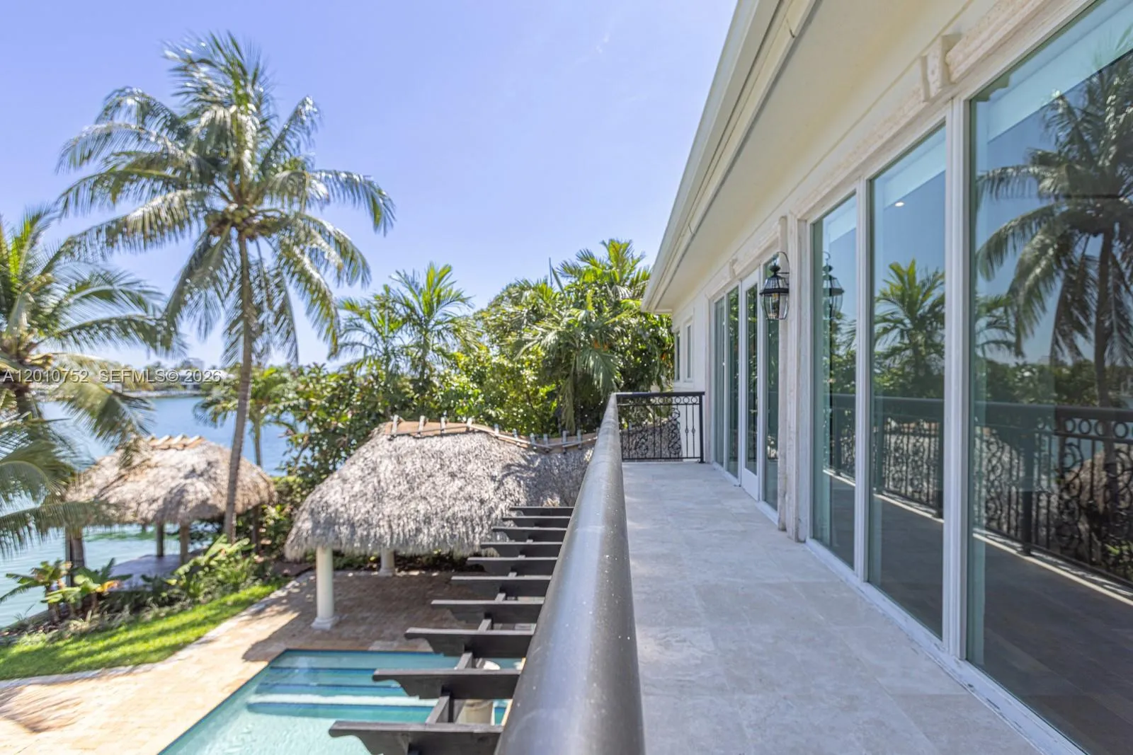 425 N Shore Dr, Miami Beach, Florida 33141, Miami Beach, Florida 33141, 4 Bedrooms Bedrooms, ,4 BathroomsBathrooms,Residential,For Sale,425 N Shore Dr, Miami Beach, Florida 33141,A12010752