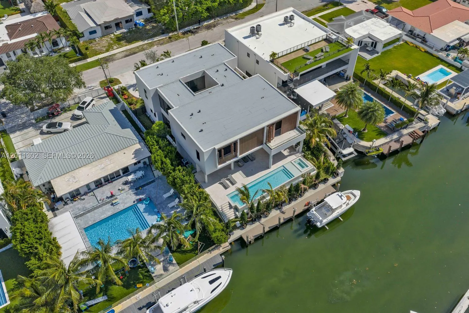 2006 Ne 124th St, North Miami, Florida 33181, North Miami, Florida 33181, 7 Bedrooms Bedrooms, ,8 BathroomsBathrooms,Residential,For Sale,2006 Ne 124th St, North Miami, Florida 33181,A12011302