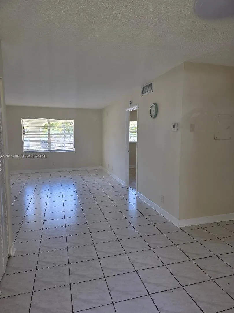 1300 Moffett St 107, Hallandale Beach, Florida 330, Hallandale Beach, Florida 33009, 1 Bedroom Bedrooms, ,1 BathroomBathrooms,Residential Lease,For Rent,1300 Moffett St 107, Hallandale Beach, Florida 330,A12011406