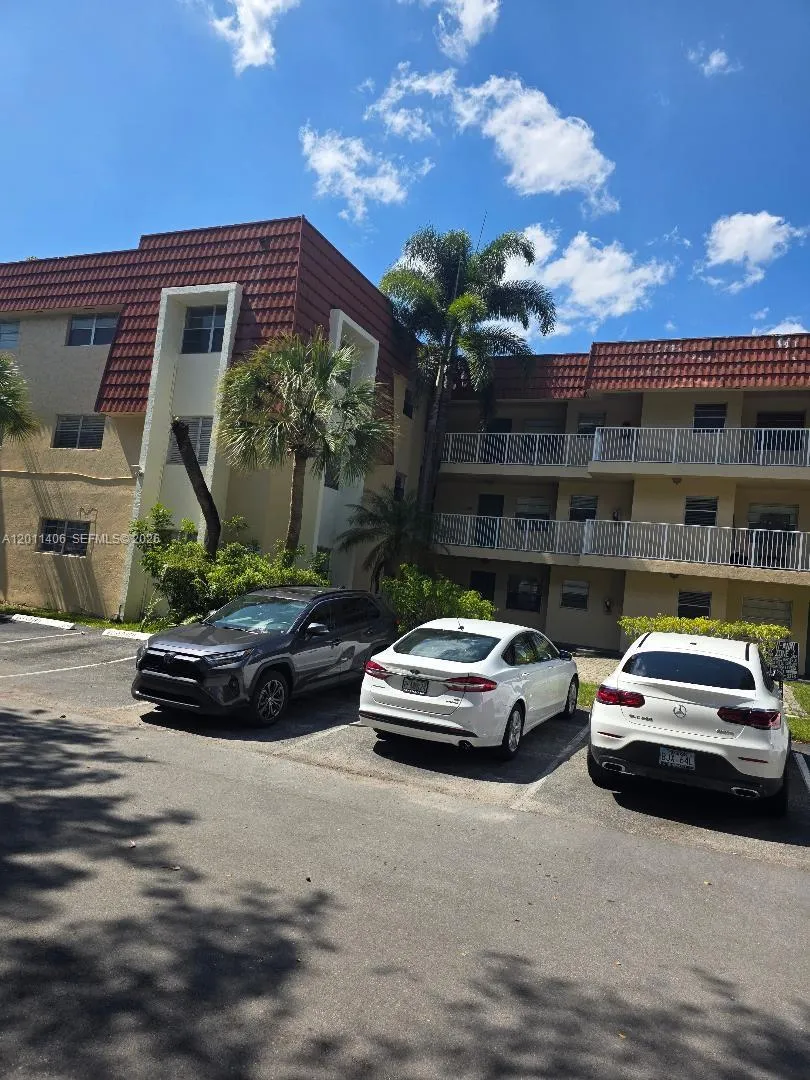 1300 Moffett St 107, Hallandale Beach, Florida 330, Hallandale Beach, Florida 33009, 1 Bedroom Bedrooms, ,1 BathroomBathrooms,Residential Lease,For Rent,1300 Moffett St 107, Hallandale Beach, Florida 330,A12011406