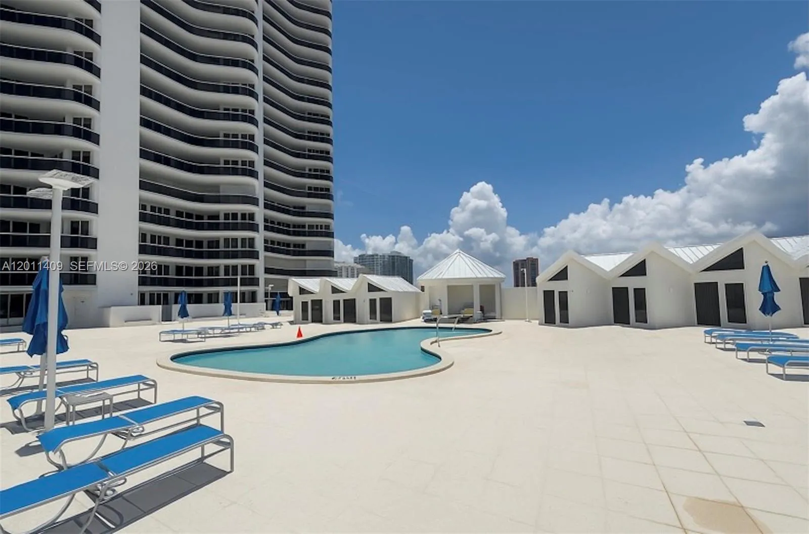 16711 Collins Ave 2301, Sunny Isles Beach, Florida, Sunny Isles Beach, Florida 33160, 2 Bedrooms Bedrooms, ,2 BathroomsBathrooms,Residential Lease,For Rent,16711 Collins Ave 2301, Sunny Isles Beach, Florida,A12011409