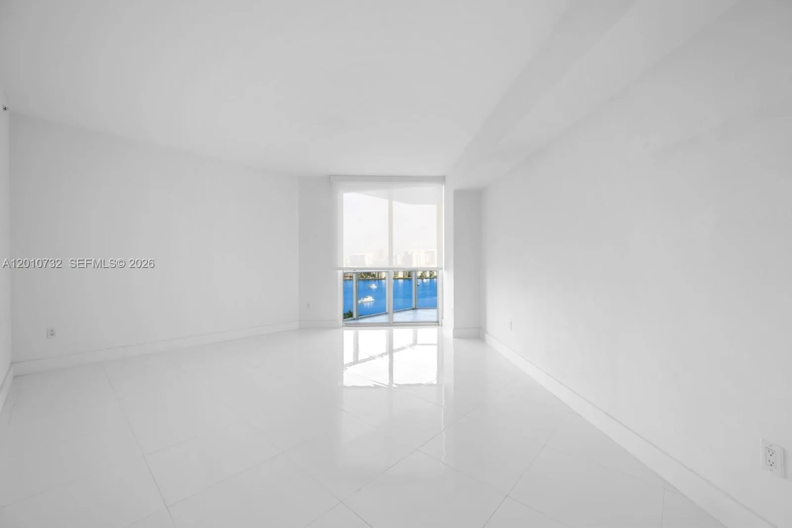 17301 Biscayne Blvd 808, North Miami Beach, Florid, North Miami Beach, Florida 33160, 2 Bedrooms Bedrooms, ,3 BathroomsBathrooms,Residential Lease,For Rent,17301 Biscayne Blvd 808, North Miami Beach, Florid,A12010732