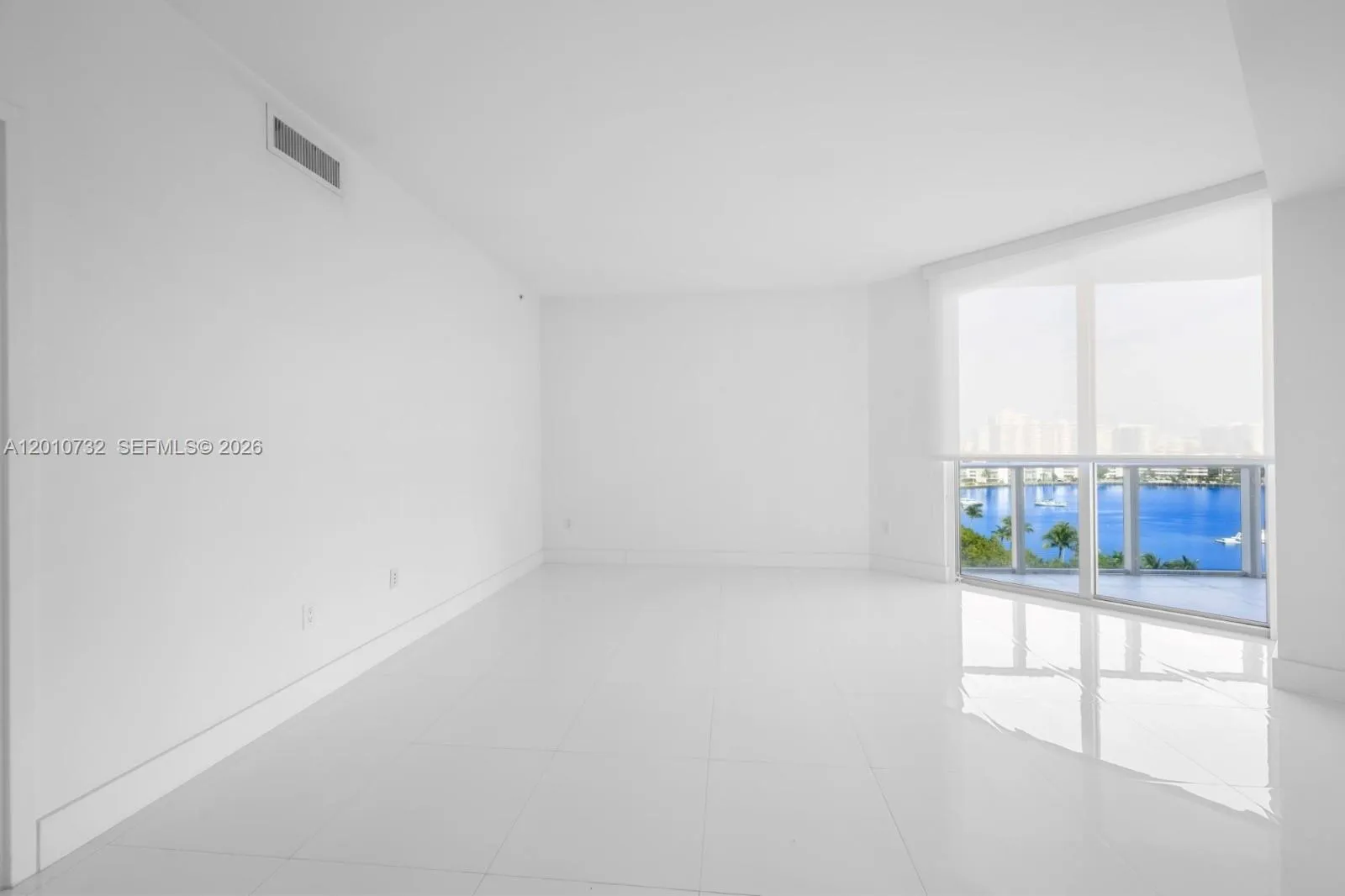 17301 Biscayne Blvd 808, North Miami Beach, Florid, North Miami Beach, Florida 33160, 2 Bedrooms Bedrooms, ,3 BathroomsBathrooms,Residential Lease,For Rent,17301 Biscayne Blvd 808, North Miami Beach, Florid,A12010732