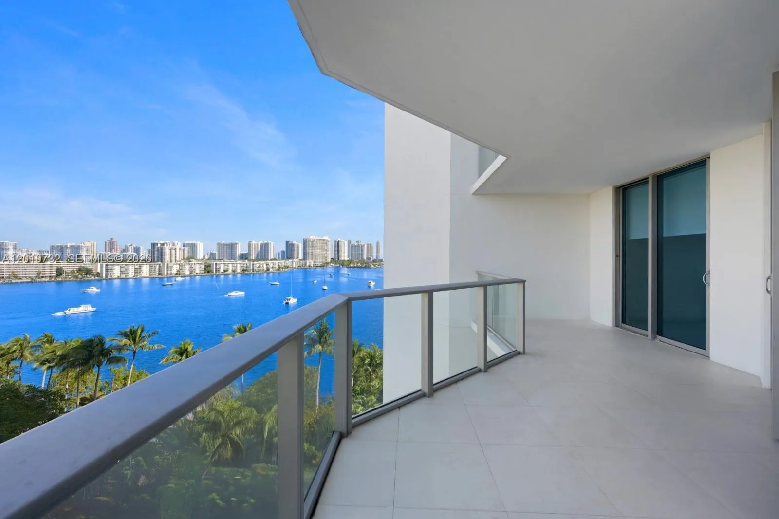 17301 Biscayne Blvd 808, North Miami Beach, Florid, North Miami Beach, Florida 33160, 2 Bedrooms Bedrooms, ,3 BathroomsBathrooms,Residential Lease,For Rent,17301 Biscayne Blvd 808, North Miami Beach, Florid,A12010732