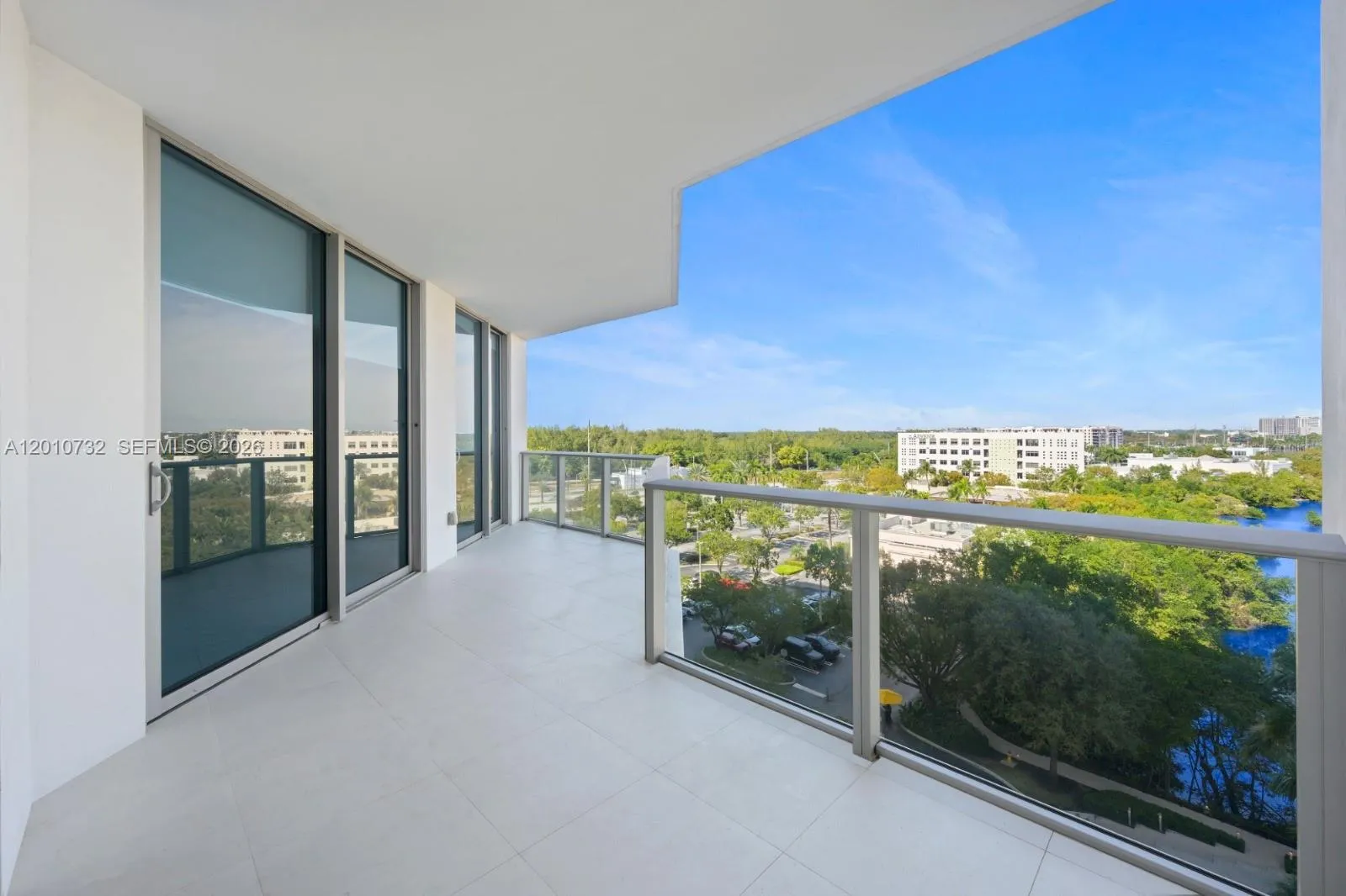 17301 Biscayne Blvd 808, North Miami Beach, Florid, North Miami Beach, Florida 33160, 2 Bedrooms Bedrooms, ,3 BathroomsBathrooms,Residential Lease,For Rent,17301 Biscayne Blvd 808, North Miami Beach, Florid,A12010732
