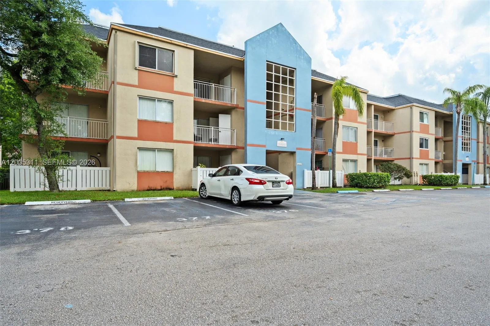 18880 Nw 57th Ave 301, Hialeah, Florida 33015, Hialeah, Florida 33015, 2 Bedrooms Bedrooms, ,2 BathroomsBathrooms,Residential,For Sale,18880 Nw 57th Ave 301, Hialeah, Florida 33015,A12005311