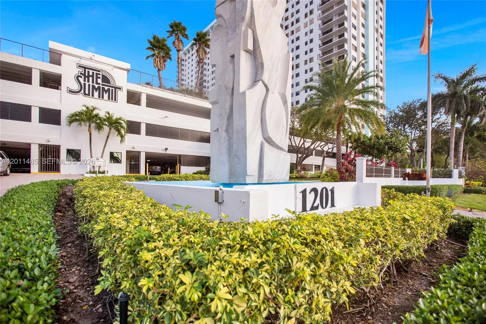 1201 S Ocean Dr 609s, Hollywood, Florida 33019, Hollywood, Florida 33019, 1 Bedroom Bedrooms, ,1 BathroomBathrooms,Residential,For Sale,1201 S Ocean Dr 609s, Hollywood, Florida 33019,A12011485