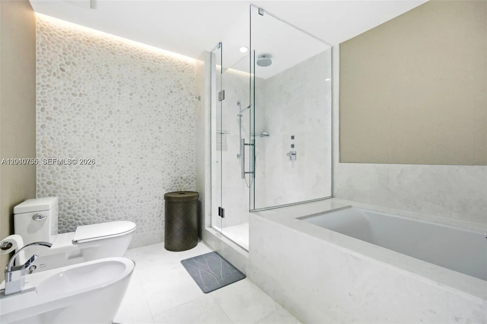 17121 Collins Ave 1606, Sunny Isles Beach, Florida, Sunny Isles Beach, Florida 33160, 1 Bedroom Bedrooms, ,1 BathroomBathrooms,Residential Lease,For Rent,17121 Collins Ave 1606, Sunny Isles Beach, Florida,A12010755