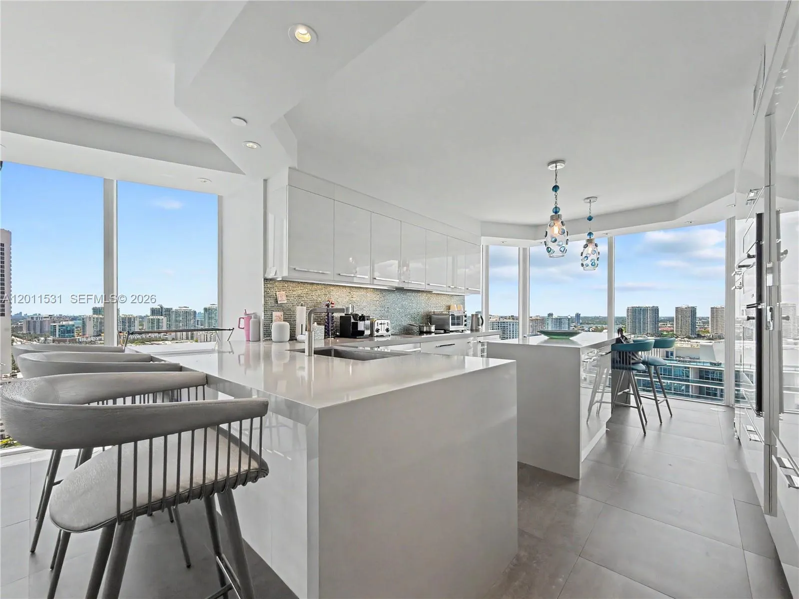 17555 Collins Ave 2501, Sunny Isles Beach, Florida, Sunny Isles Beach, Florida 33160, 3 Bedrooms Bedrooms, ,3 BathroomsBathrooms,Residential Lease,For Rent,17555 Collins Ave 2501, Sunny Isles Beach, Florida,A12011531