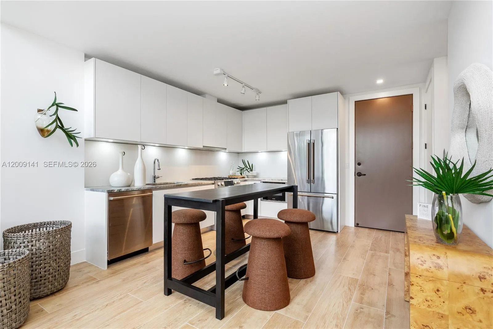 3034 Oak Avenue Lph3, Coconut Grove, Florida 33133, Coconut Grove, Florida 33133, 2 Bedrooms Bedrooms, ,2 BathroomsBathrooms,Residential,For Sale,3034 Oak Avenue Lph3, Coconut Grove, Florida 33133,A12009141