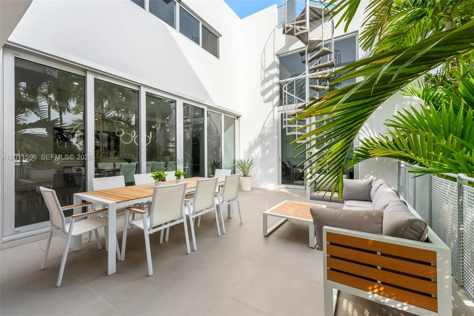 1785 Fairhaven Pl #, Miami, Florida 33133, Miami, Florida 33133, 4 Bedrooms Bedrooms, ,5 BathroomsBathrooms,Residential Lease,For Rent,1785 Fairhaven Pl #, Miami, Florida 33133,A12011596
