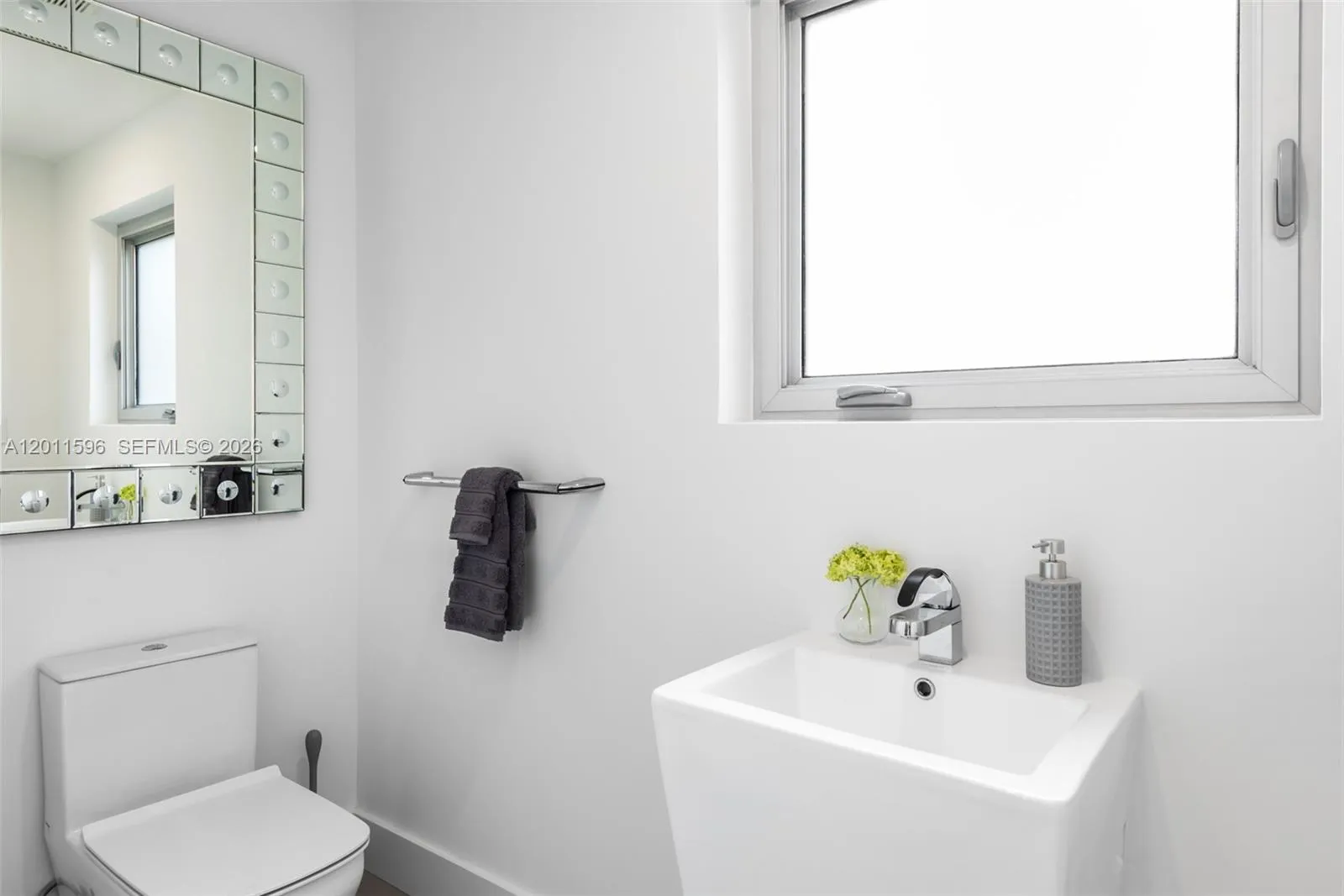 1785 Fairhaven Pl #, Miami, Florida 33133, Miami, Florida 33133, 4 Bedrooms Bedrooms, ,5 BathroomsBathrooms,Residential Lease,For Rent,1785 Fairhaven Pl #, Miami, Florida 33133,A12011596