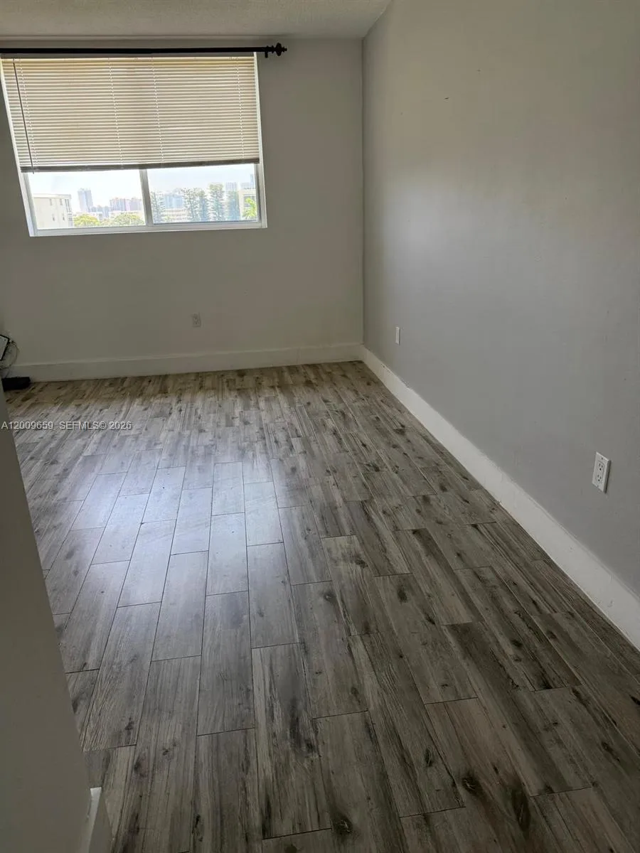 2851 Leonard Dr J505, Aventura, Florida 33160, Aventura, Florida 33160, 1 Bedroom Bedrooms, ,1 BathroomBathrooms,Residential Lease,For Rent,2851 Leonard Dr J505, Aventura, Florida 33160,A12009659