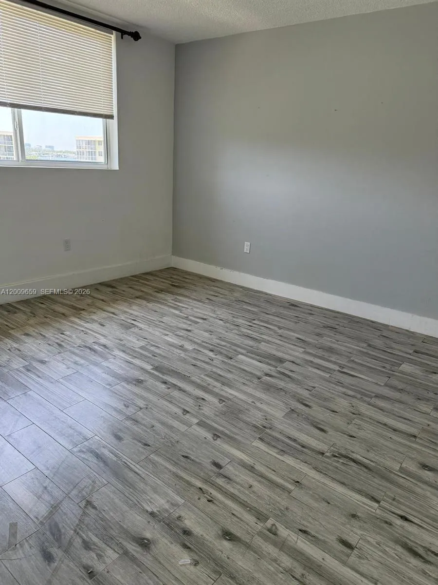 2851 Leonard Dr J505, Aventura, Florida 33160, Aventura, Florida 33160, 1 Bedroom Bedrooms, ,1 BathroomBathrooms,Residential Lease,For Rent,2851 Leonard Dr J505, Aventura, Florida 33160,A12009659
