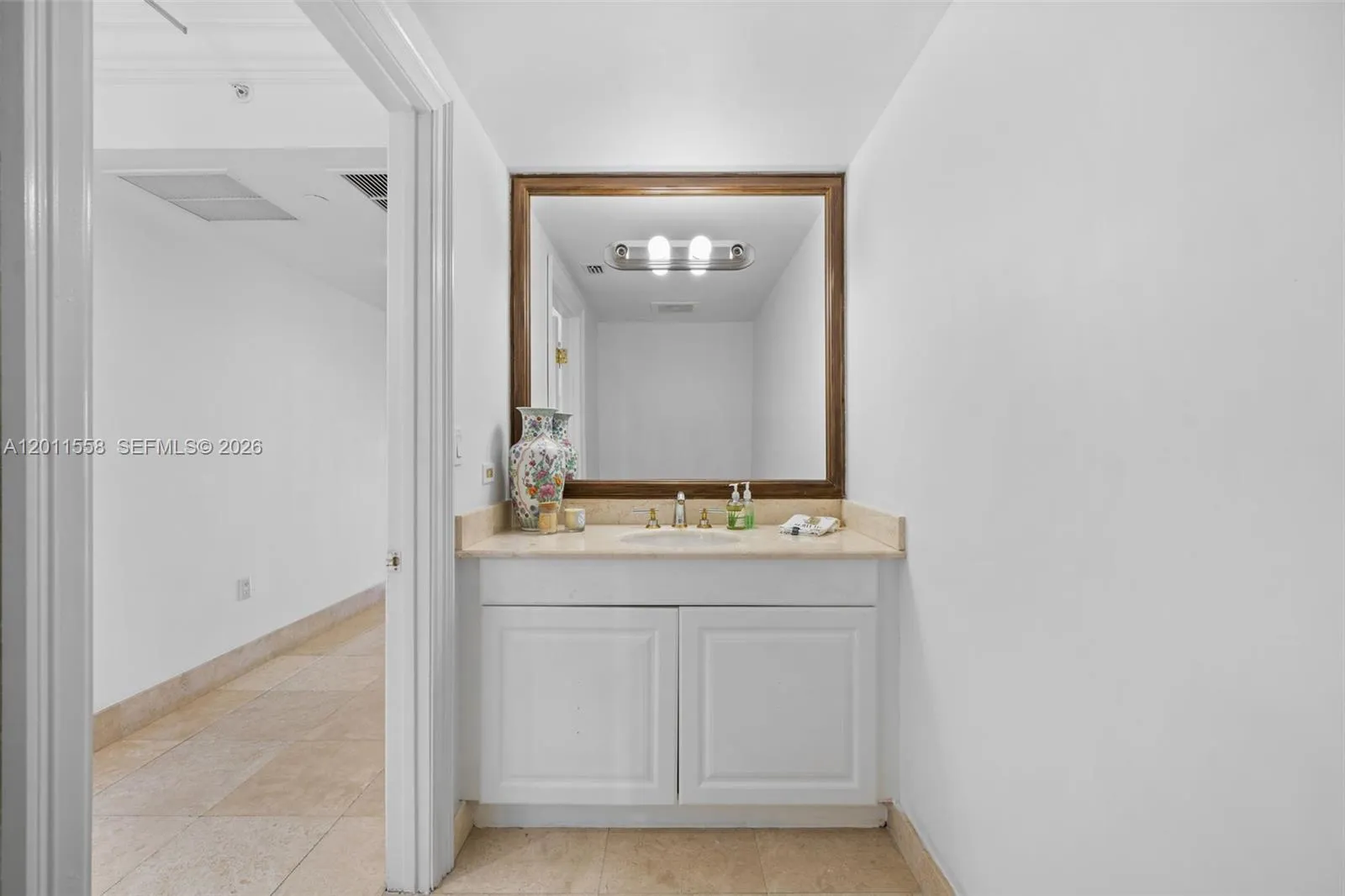 3201 Ne 183rd St 1705, Aventura, Florida 33160, Aventura, Florida 33160, 2 Bedrooms Bedrooms, ,2 BathroomsBathrooms,Residential,For Sale,3201 Ne 183rd St 1705, Aventura, Florida 33160,A12011558