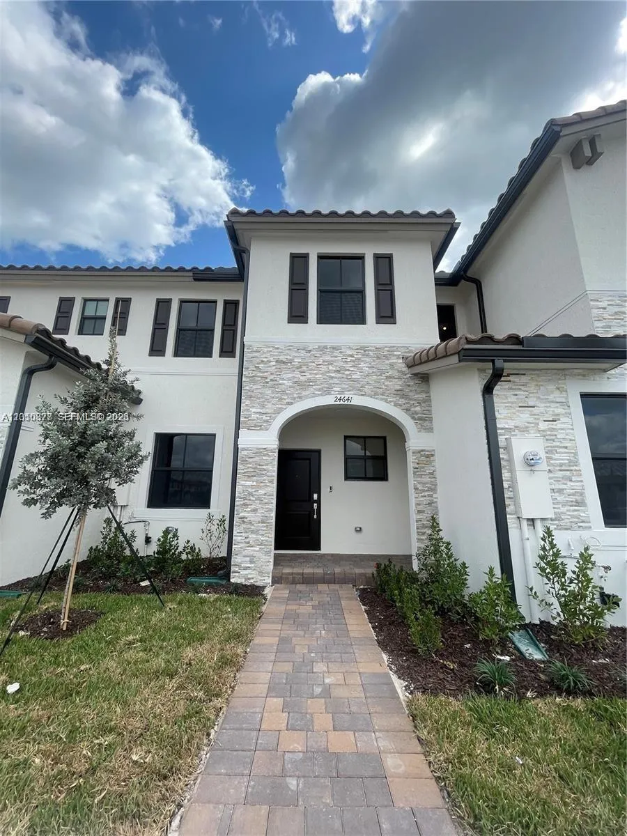 24641 Sw 117th Path 24641, Homestead, Florida 3303, Homestead, Florida 33032, 3 Bedrooms Bedrooms, ,2 BathroomsBathrooms,Residential Lease,For Rent,24641 Sw 117th Path 24641, Homestead, Florida 3303,A12010878 24641 Sw 117th Path 24641, Homestead, Florida 3303, Homestead, Florida 33032, 3 Bedrooms Bedrooms, ,2 BathroomsBathrooms,Residential Lease,For Rent,24641 Sw 117th Path 24641, Homestead, Florida 3303,A12010878