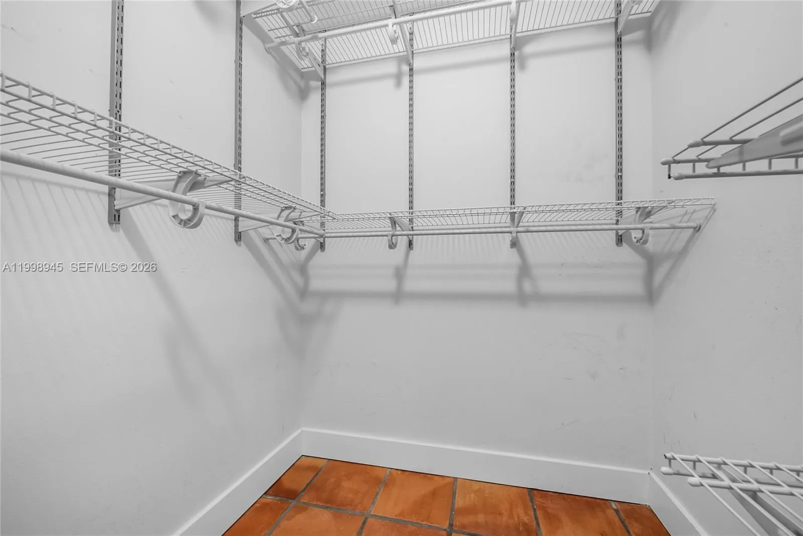 2934 W Trade Ave, Miami, Florida 33133, Miami, Florida 33133, 2 Bedrooms Bedrooms, ,2 BathroomsBathrooms,Residential Lease,For Rent,2934 W Trade Ave, Miami, Florida 33133,A11998945