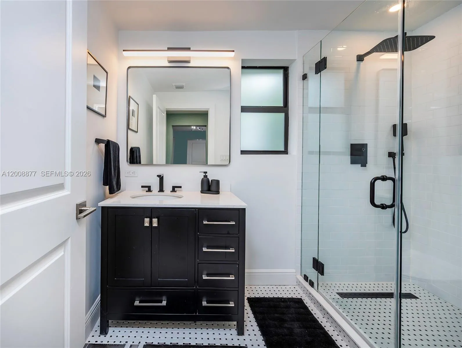 2nd Bathroom