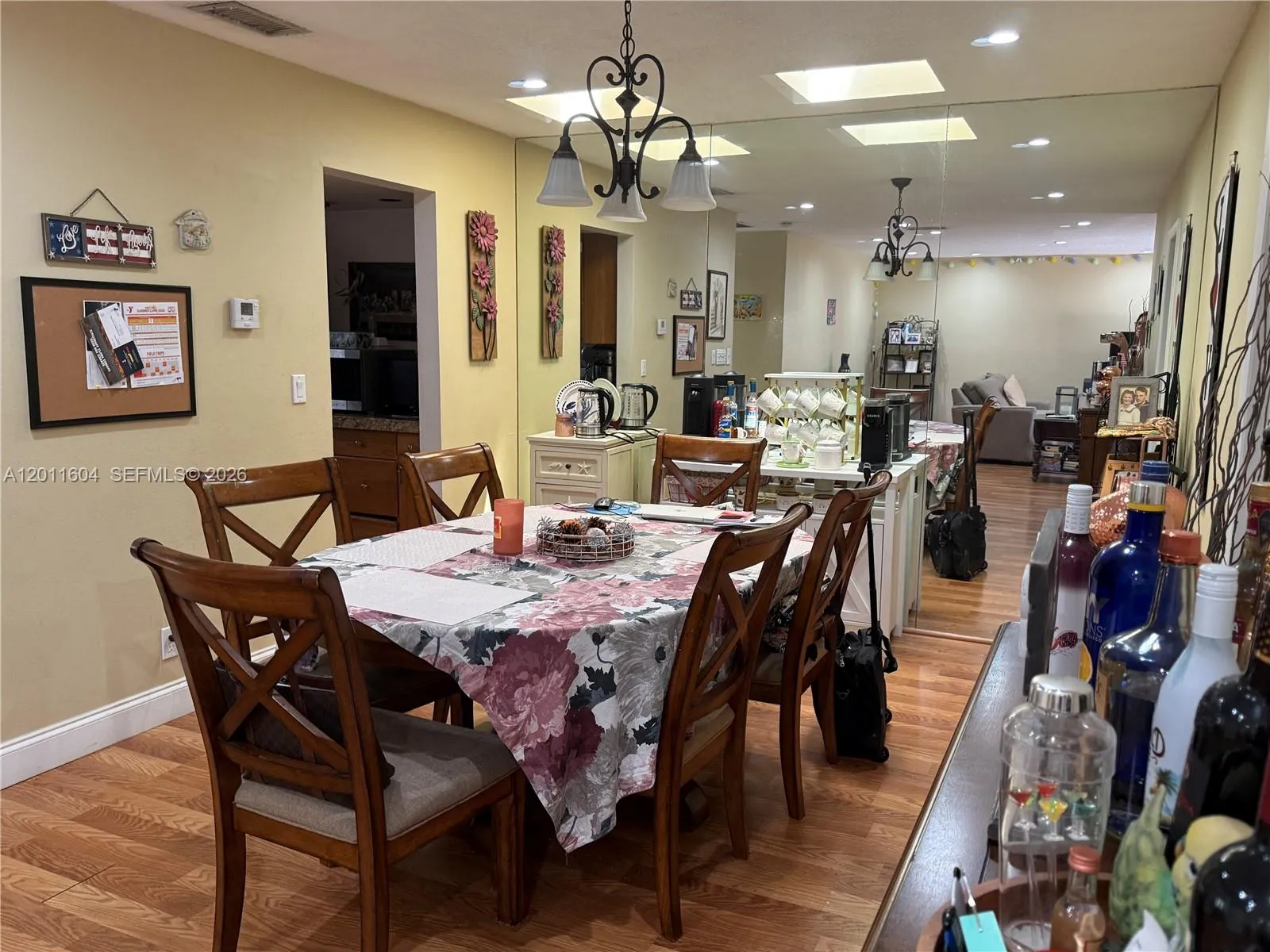 103 Tweedbrook Ln, Hollywood, Florida 33021, Hollywood, Florida 33021, 2 Bedrooms Bedrooms, ,2 BathroomsBathrooms,Residential,For Sale,103 Tweedbrook Ln, Hollywood, Florida 33021,A12011604