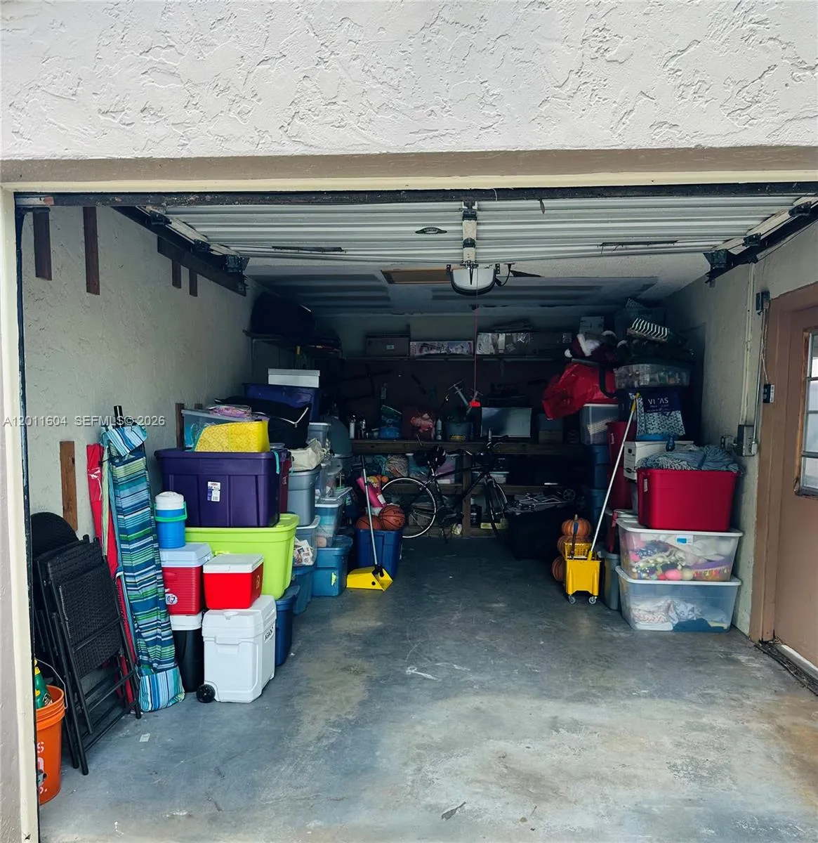 103 Tweedbrook Ln, Hollywood, Florida 33021, Hollywood, Florida 33021, 2 Bedrooms Bedrooms, ,2 BathroomsBathrooms,Residential,For Sale,103 Tweedbrook Ln, Hollywood, Florida 33021,A12011604