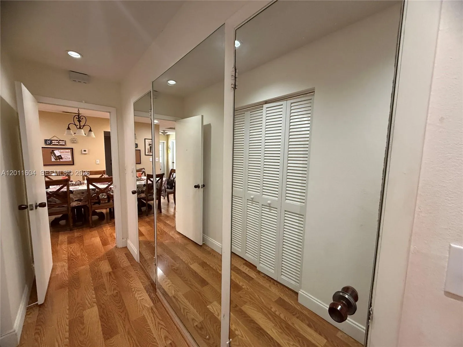 103 Tweedbrook Ln, Hollywood, Florida 33021, Hollywood, Florida 33021, 2 Bedrooms Bedrooms, ,2 BathroomsBathrooms,Residential,For Sale,103 Tweedbrook Ln, Hollywood, Florida 33021,A12011604