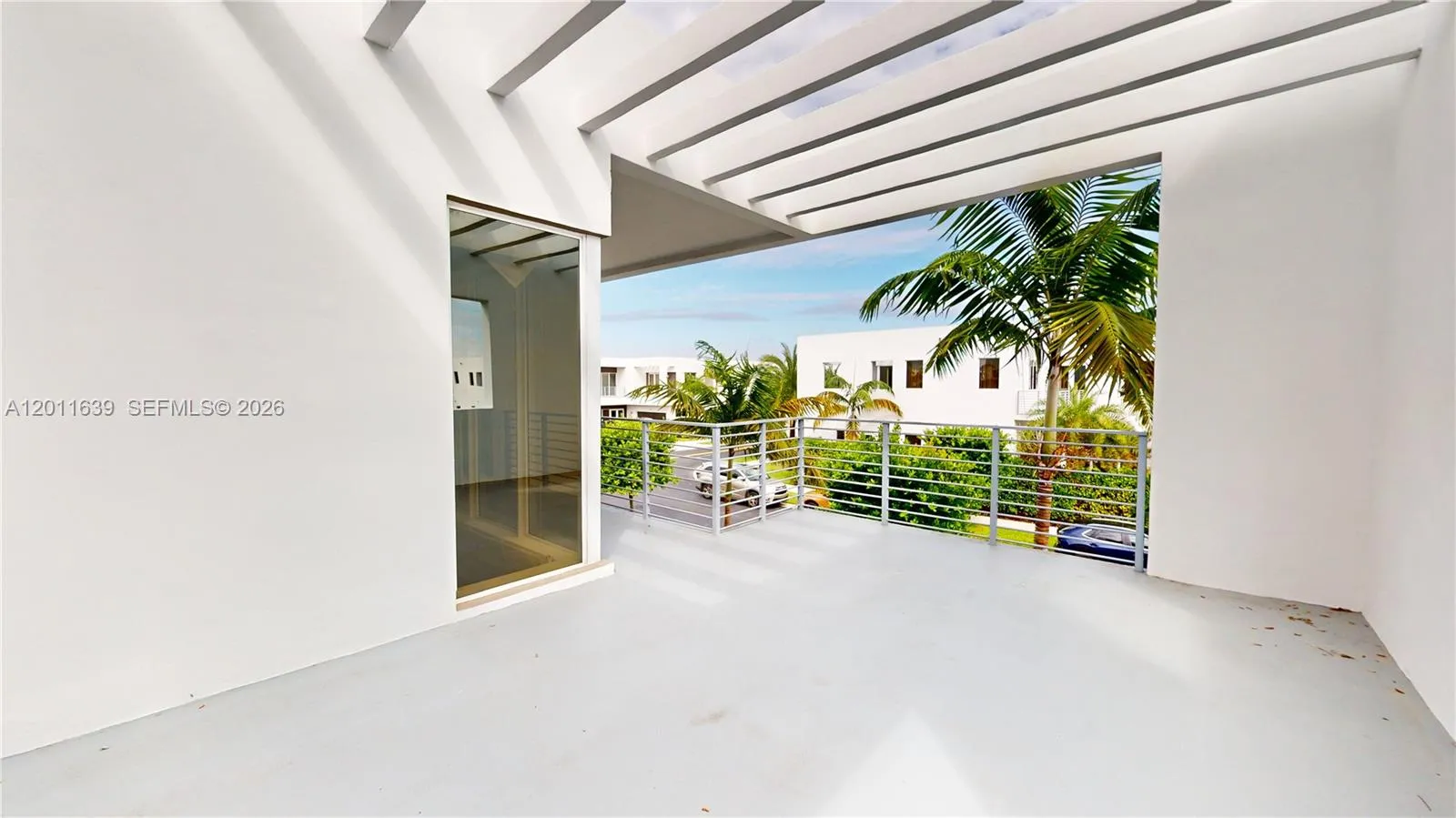 9980 Nw 74th Ter, Doral, Florida 33178, Doral, Florida 33178, 5 Bedrooms Bedrooms, ,5 BathroomsBathrooms,Residential,For Sale,9980 Nw 74th Ter, Doral, Florida 33178,A12011639
