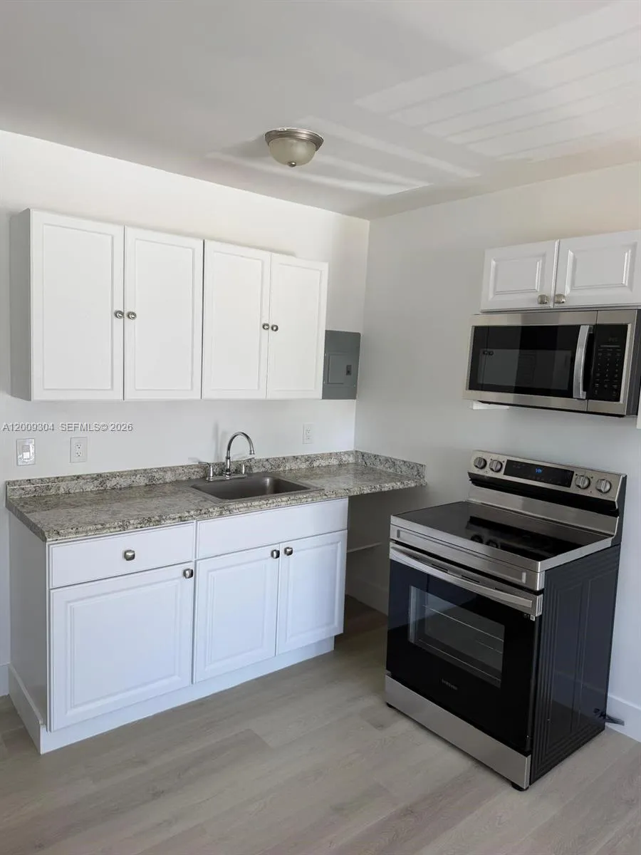 4840 Nw 27th Ave 2, Miami, Florida 33142, Miami, Florida 33142, 1 Bedroom Bedrooms, ,1 BathroomBathrooms,Residential Lease,For Rent,4840 Nw 27th Ave 2, Miami, Florida 33142,A12009304