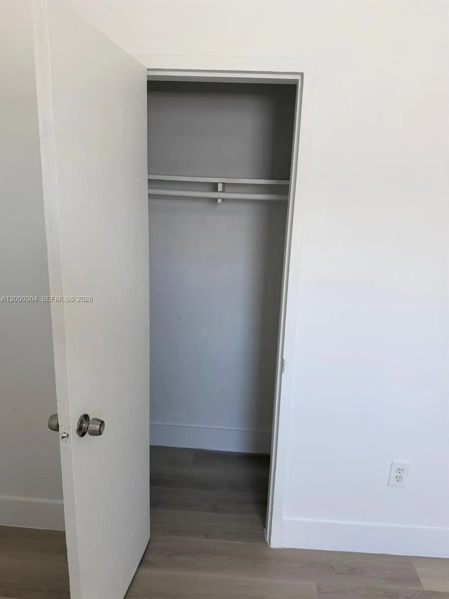 4840 Nw 27th Ave 2, Miami, Florida 33142, Miami, Florida 33142, 1 Bedroom Bedrooms, ,1 BathroomBathrooms,Residential Lease,For Rent,4840 Nw 27th Ave 2, Miami, Florida 33142,A12009304