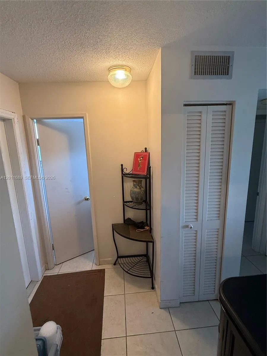 700 Ne 14th Ave 409, Hallandale Beach, Florida 330, Hallandale Beach, Florida 33009, 1 Bedroom Bedrooms, ,1 BathroomBathrooms,Residential,For Sale,700 Ne 14th Ave 409, Hallandale Beach, Florida 330,A12011689