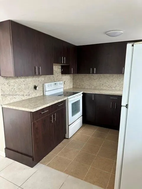 1800 Nw 19th Ter, Miami, Florida 33125, Miami, Florida 33125, ,Residential Income,For Sale,1800 Nw 19th Ter, Miami, Florida 33125,A12011729