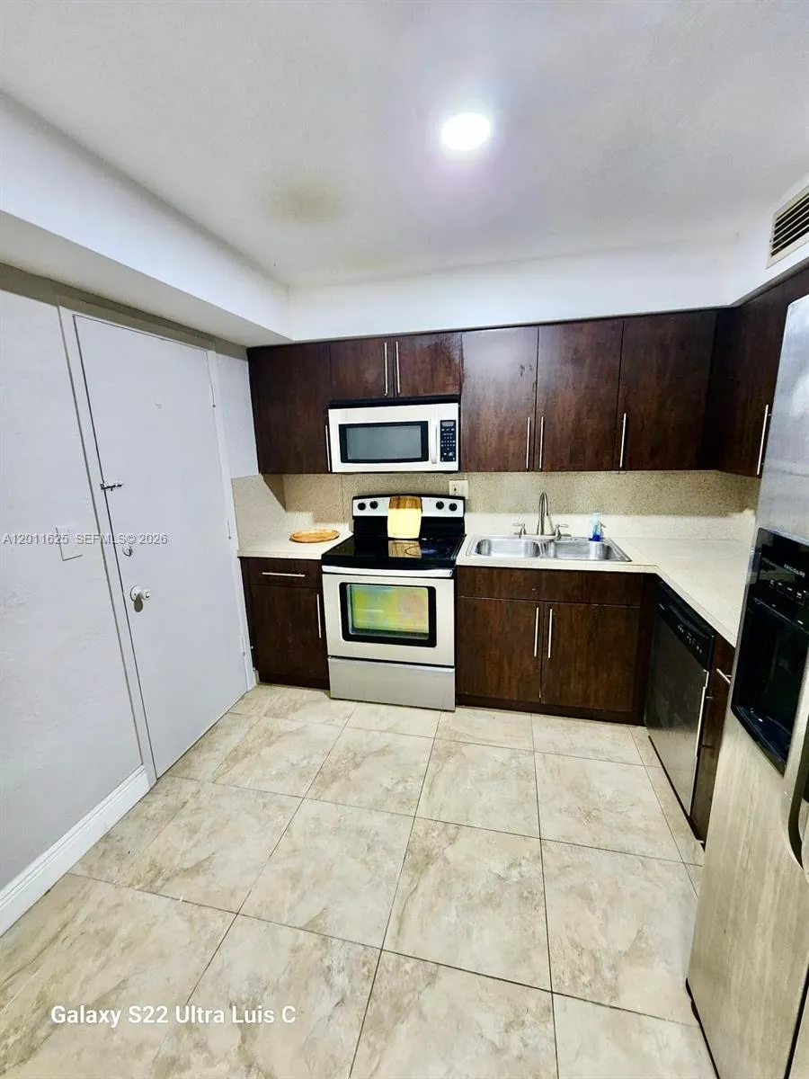 12590 Ne 16th Ave 209, North Miami, Florida 33161, North Miami, Florida 33161, 1 Bedroom Bedrooms, ,1 BathroomBathrooms,Residential,For Sale,12590 Ne 16th Ave 209, North Miami, Florida 33161,A12011625