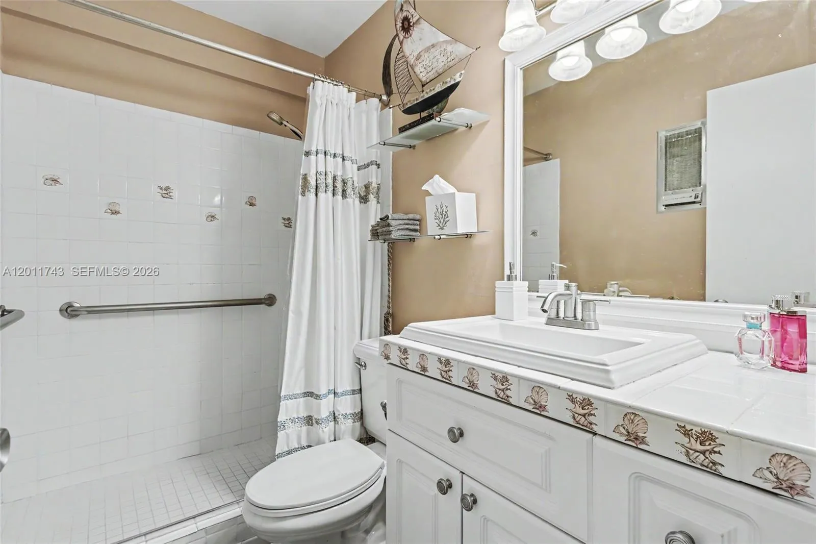 1801 S Surf Rd 2g, Hollywood, Florida 33019, Hollywood, Florida 33019, 1 Bedroom Bedrooms, ,1 BathroomBathrooms,Residential,For Sale,1801 S Surf Rd 2g, Hollywood, Florida 33019,A12011743