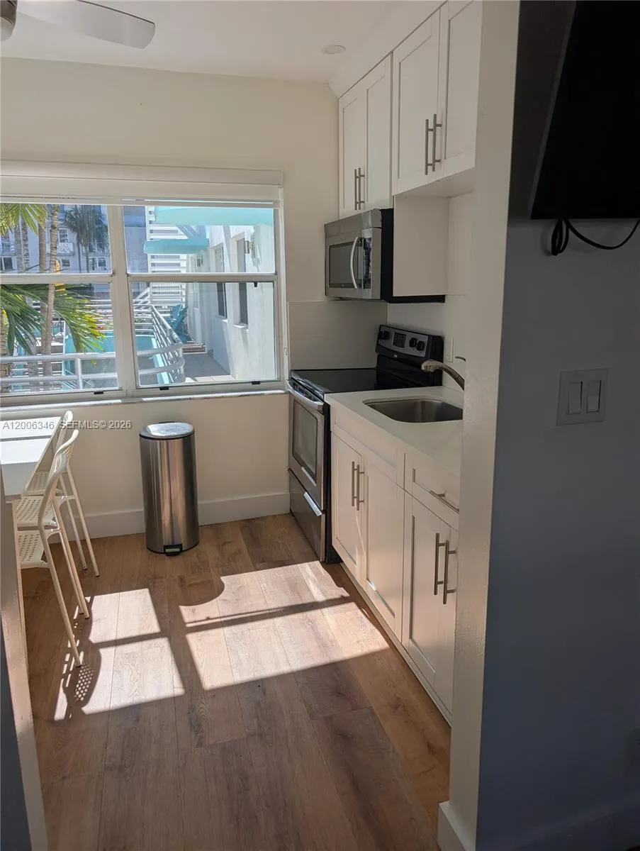 326 Wilson St 201, Hollywood, Florida 33019, Hollywood, Florida 33019, 1 Bedroom Bedrooms, ,1 BathroomBathrooms,Residential,For Sale,326 Wilson St 201, Hollywood, Florida 33019,A12006346