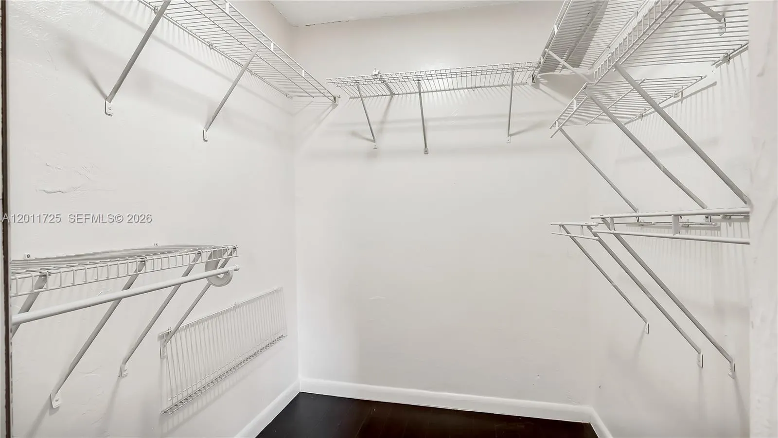Large Walk-in Closet