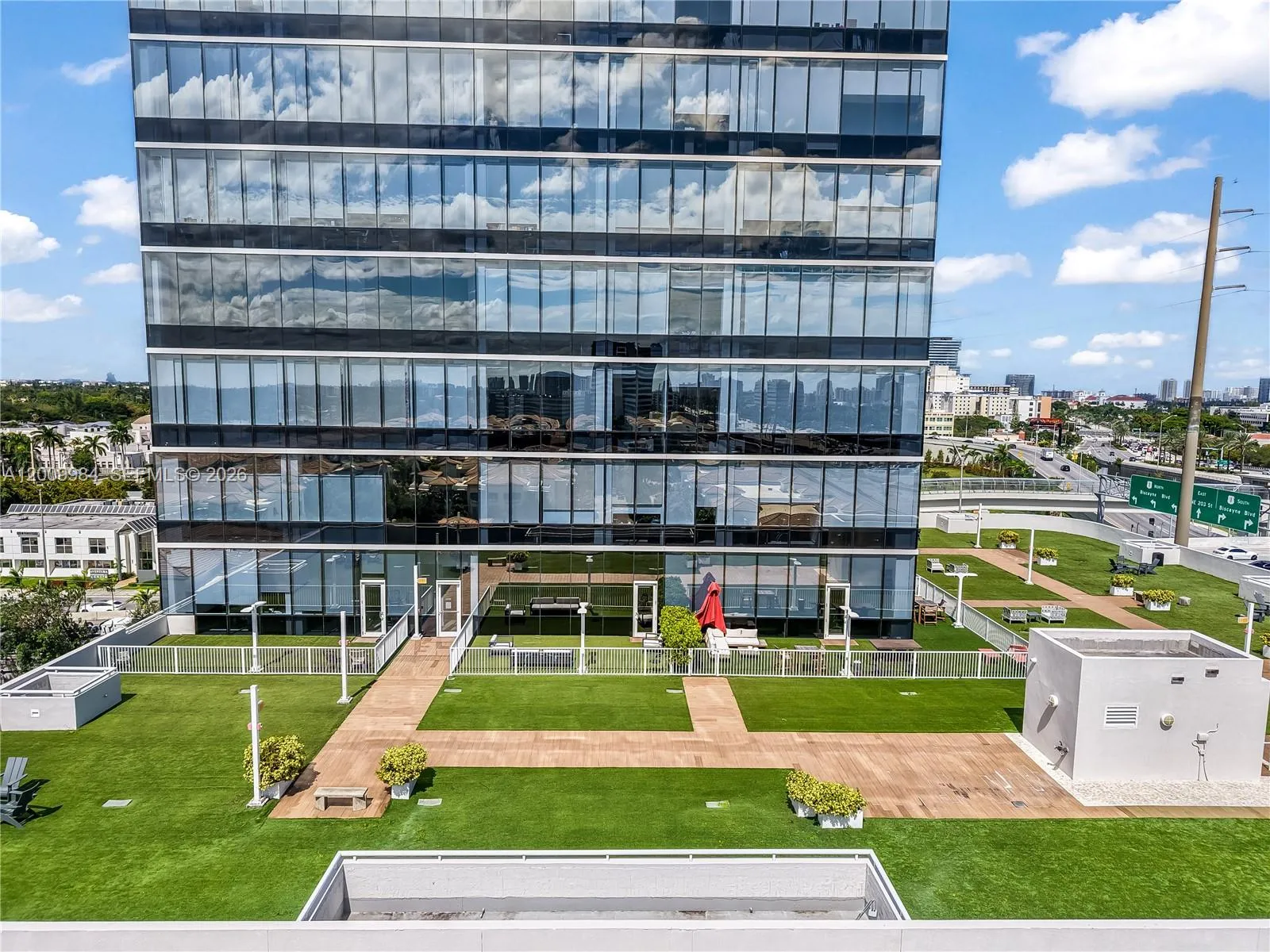 20200 W Dixie Hwy 1208 Hwy, Miami, Florida 33180, Miami, Florida 33180, ,Commercial Lease,For Rent,20200 W Dixie Hwy 1208 Hwy, Miami, Florida 33180,A12009984