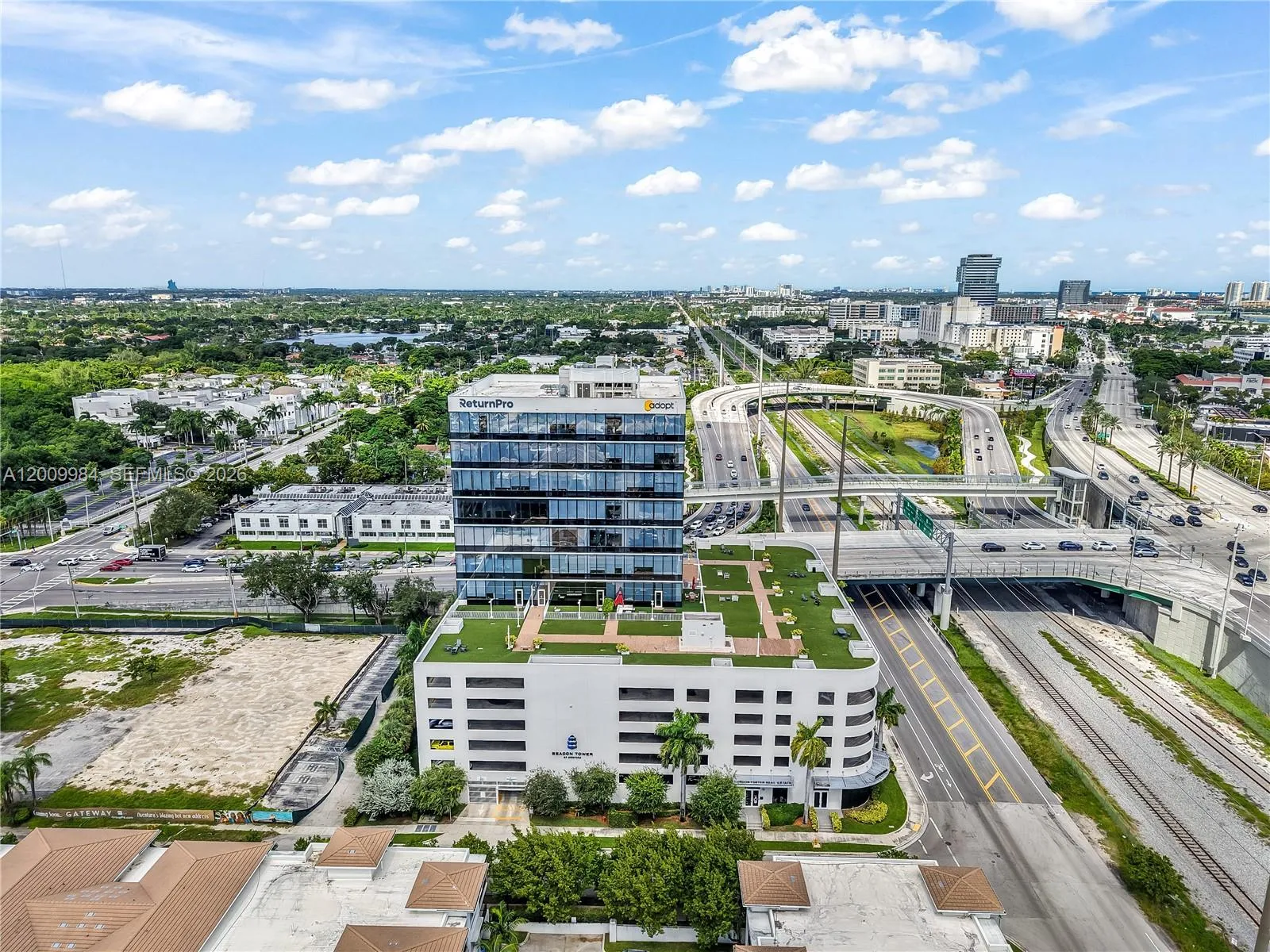 20200 W Dixie Hwy 1208 Hwy, Miami, Florida 33180, Miami, Florida 33180, ,Commercial Lease,For Rent,20200 W Dixie Hwy 1208 Hwy, Miami, Florida 33180,A12009984