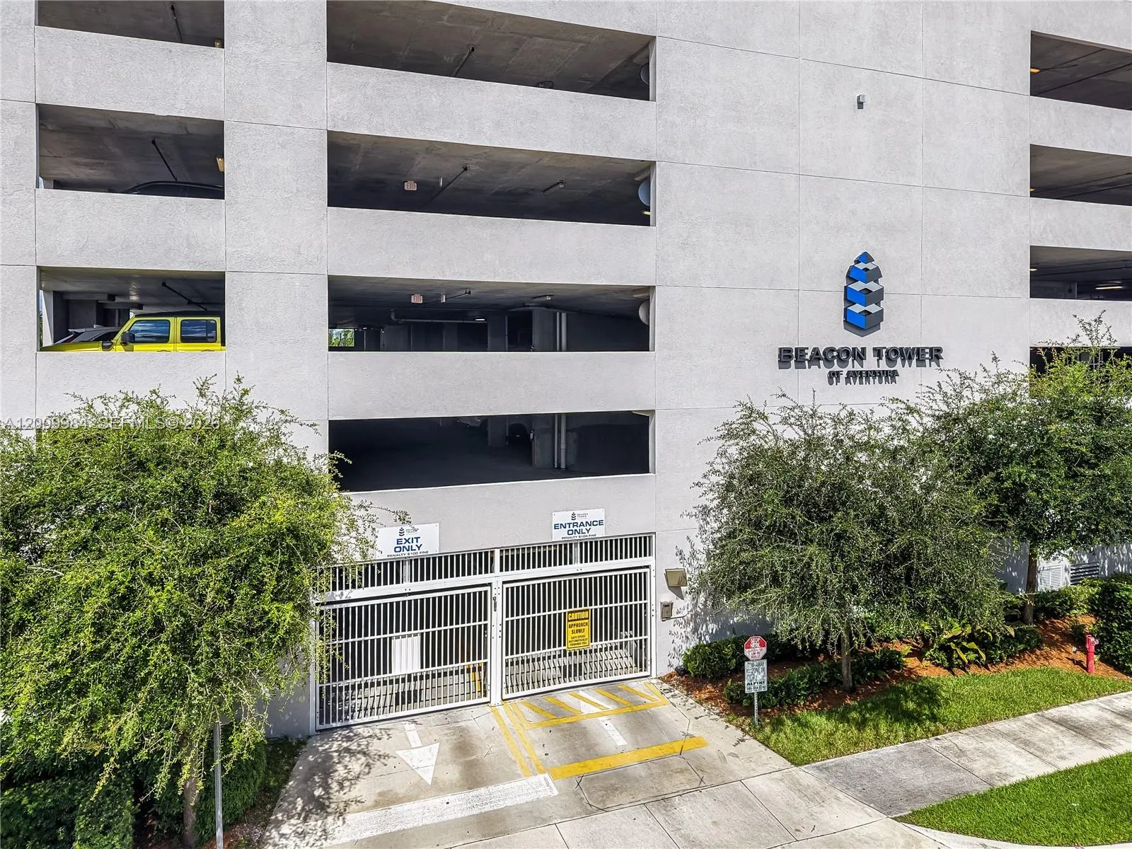 20200 W Dixie Hwy 1208 Hwy, Miami, Florida 33180, Miami, Florida 33180, ,Commercial Lease,For Rent,20200 W Dixie Hwy 1208 Hwy, Miami, Florida 33180,A12009984