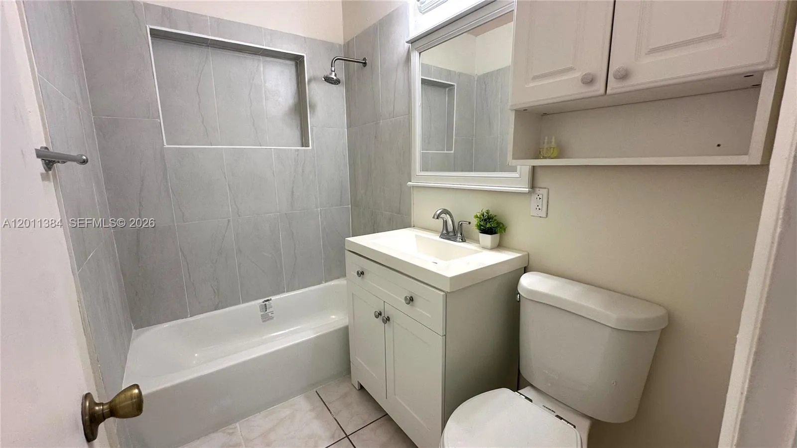 9625 Sw 164th St, Miami, Florida 33157, Miami, Florida 33157, 3 Bedrooms Bedrooms, ,2 BathroomsBathrooms,Residential,For Sale,9625 Sw 164th St, Miami, Florida 33157,A12011384