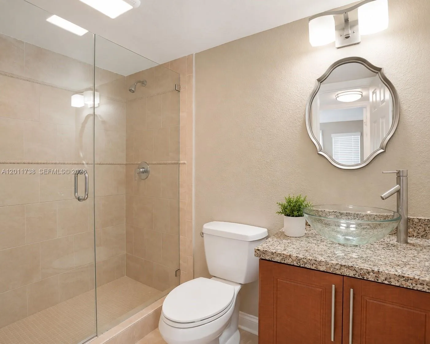 2900 W Sunrise Lakes Dr 101, Sunrise, Florida 3332, Sunrise, Florida 33322, 2 Bedrooms Bedrooms, ,2 BathroomsBathrooms,Residential,For Sale,2900 W Sunrise Lakes Dr 101, Sunrise, Florida 3332,A12011738