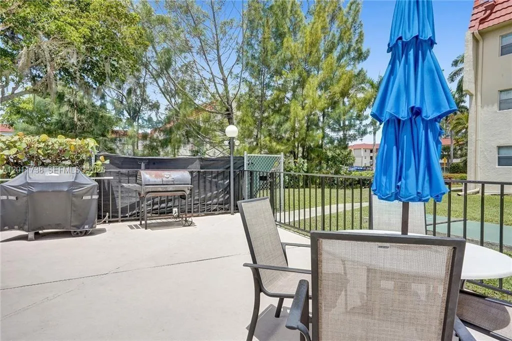 2900 W Sunrise Lakes Dr 101, Sunrise, Florida 3332, Sunrise, Florida 33322, 2 Bedrooms Bedrooms, ,2 BathroomsBathrooms,Residential,For Sale,2900 W Sunrise Lakes Dr 101, Sunrise, Florida 3332,A12011738