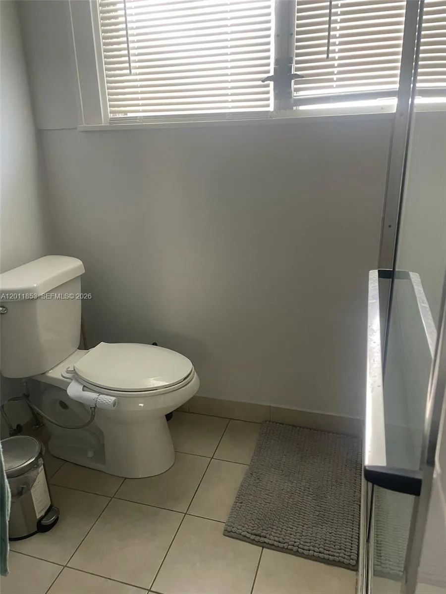 1041 Ne 35th St, Oakland Park, Florida 33334, Oakland Park, Florida 33334, ,Residential Income,For Sale,1041 Ne 35th St, Oakland Park, Florida 33334,A12011853