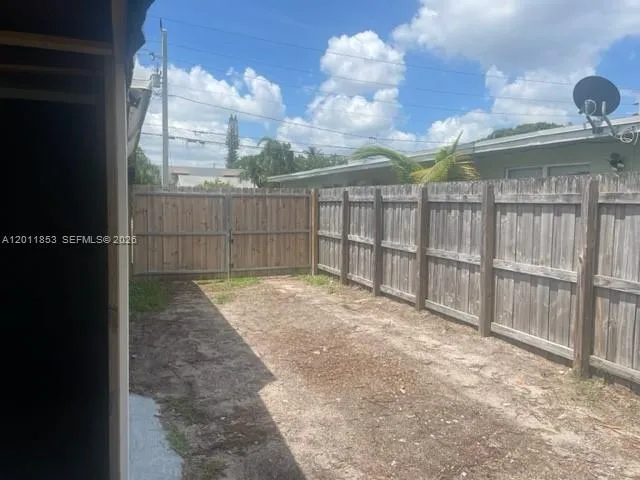 1041 Ne 35th St, Oakland Park, Florida 33334, Oakland Park, Florida 33334, ,Residential Income,For Sale,1041 Ne 35th St, Oakland Park, Florida 33334,A12011853