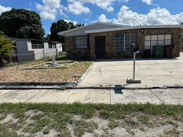 640 E 55th St Front, Hialeah, Florida 33013, Hialeah, Florida 33013, 2 Bedrooms Bedrooms, ,1 BathroomBathrooms,Residential Lease,For Rent,640 E 55th St Front, Hialeah, Florida 33013,A12011989 640 E 55th St Front, Hialeah, Florida 33013, Hialeah, Florida 33013, 2 Bedrooms Bedrooms, ,1 BathroomBathrooms,Residential Lease,For Rent,640 E 55th St Front, Hialeah, Florida 33013,A12011989