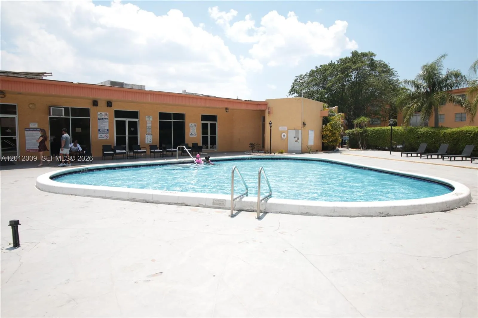 4314 Nw 9th Ave 4-3c, Deerfield Beach, Florida 330, Deerfield Beach, Florida 33064, 2 Bedrooms Bedrooms, ,2 BathroomsBathrooms,Residential,For Sale,4314 Nw 9th Ave 4-3c, Deerfield Beach, Florida 330,A12012009